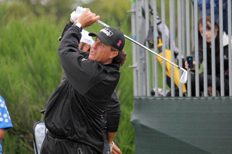 phil mickelson swinging a club