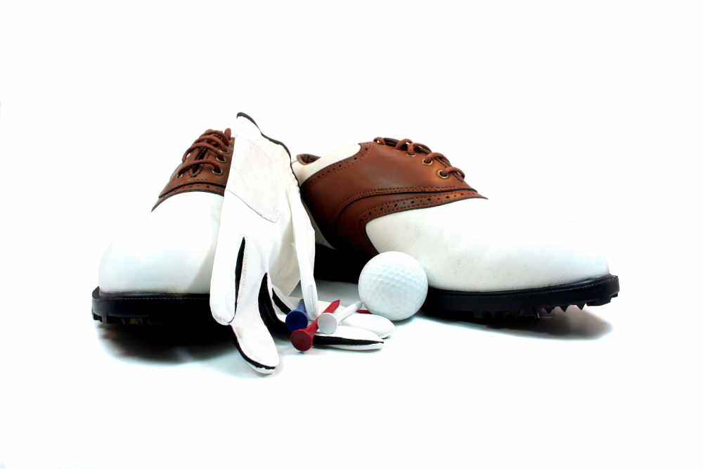 golf shoes image 1

