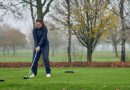 How to Stay Warm Playing Golf Without Restricting Your Swing