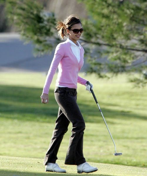 Jessica Alba loving the golf course