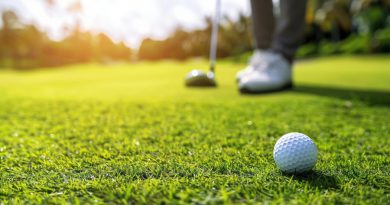 How to Use a Golf Divot Tool (Without Looking Like a Rookie) How to Use a Golf Divot Tool (Without Looking Like a Rookie)
